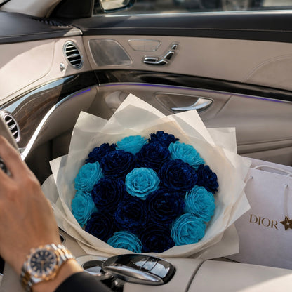 Buchet Blue Ocean – Trandafiri Imperiali Albastru Regal & Turcoaz