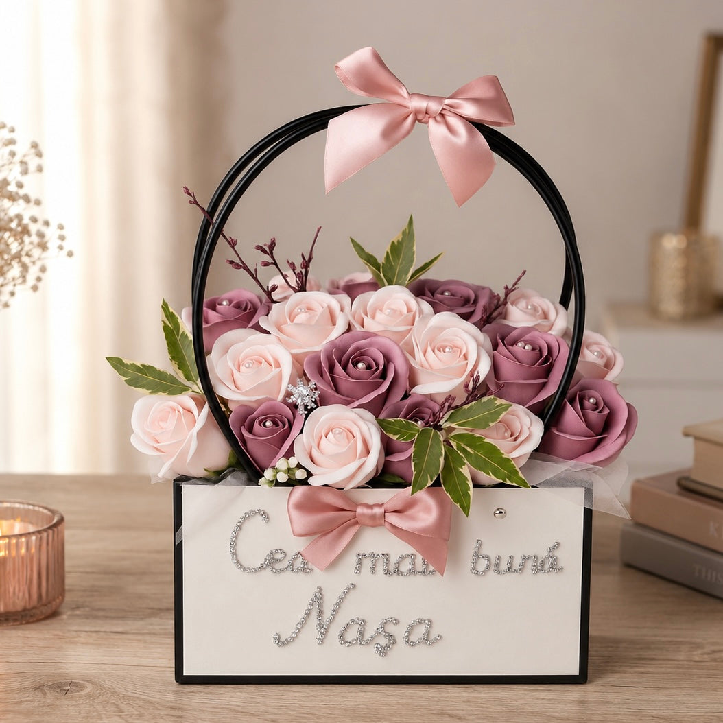 Aranjament Floral “Cea mai buna nașă” - Coș Elegant cu Trandafiri Roz